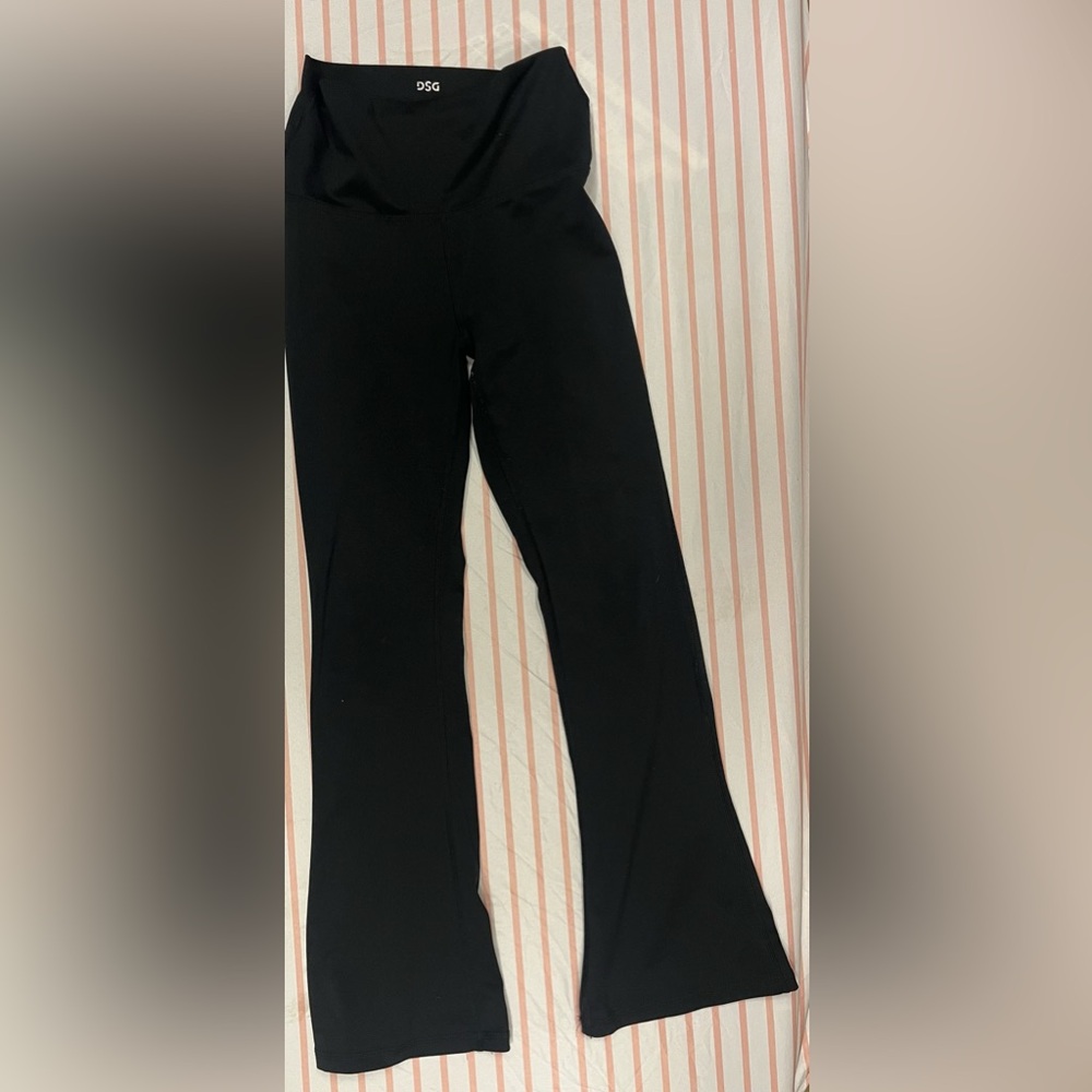 DSG Girls size 10/12 flare legging